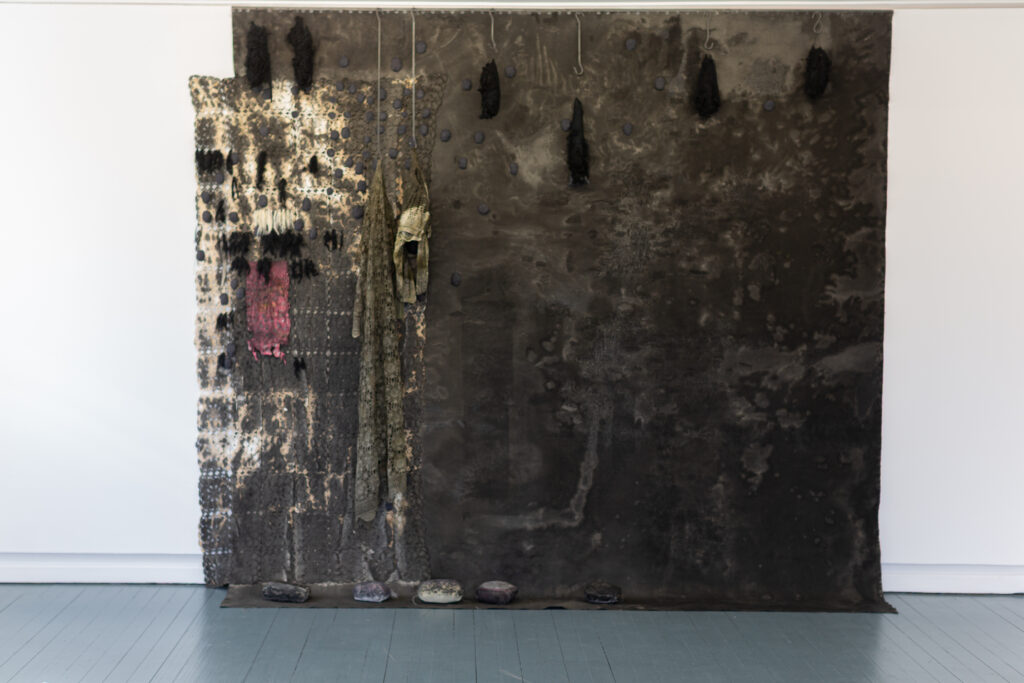 Utstillingen I Utkanten h 250 cm x 300 cm, Kunstpunkt Lista, Agder Kunstsenter 28/2-2026