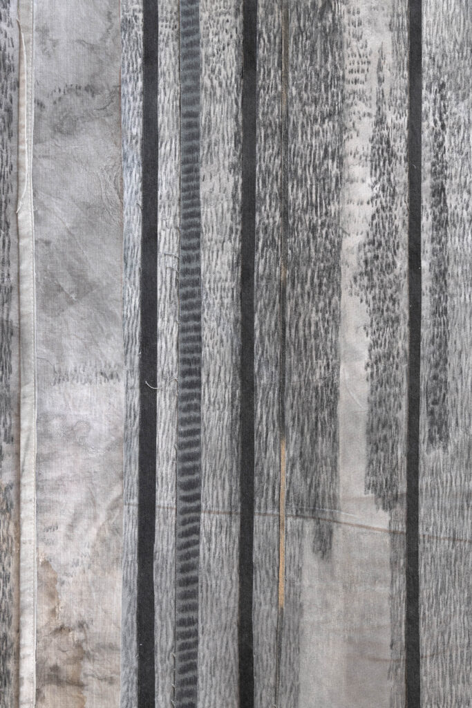 Moss Kunstforening, Dawn, It Elucidates 10/5-8/6 2025, Altar of Shame Foto: Øystein Thorvaldsen